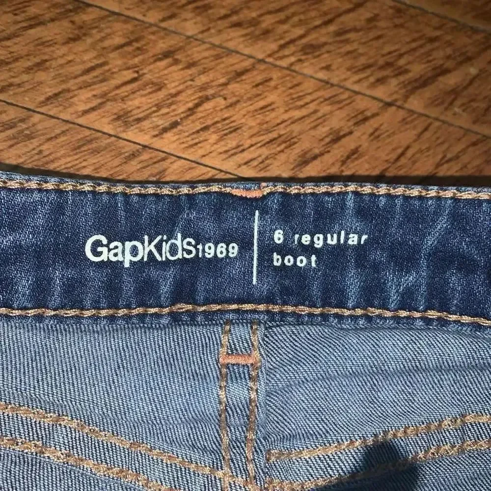 Gap kids adjustable waist size 6 distressed boot cut jeans